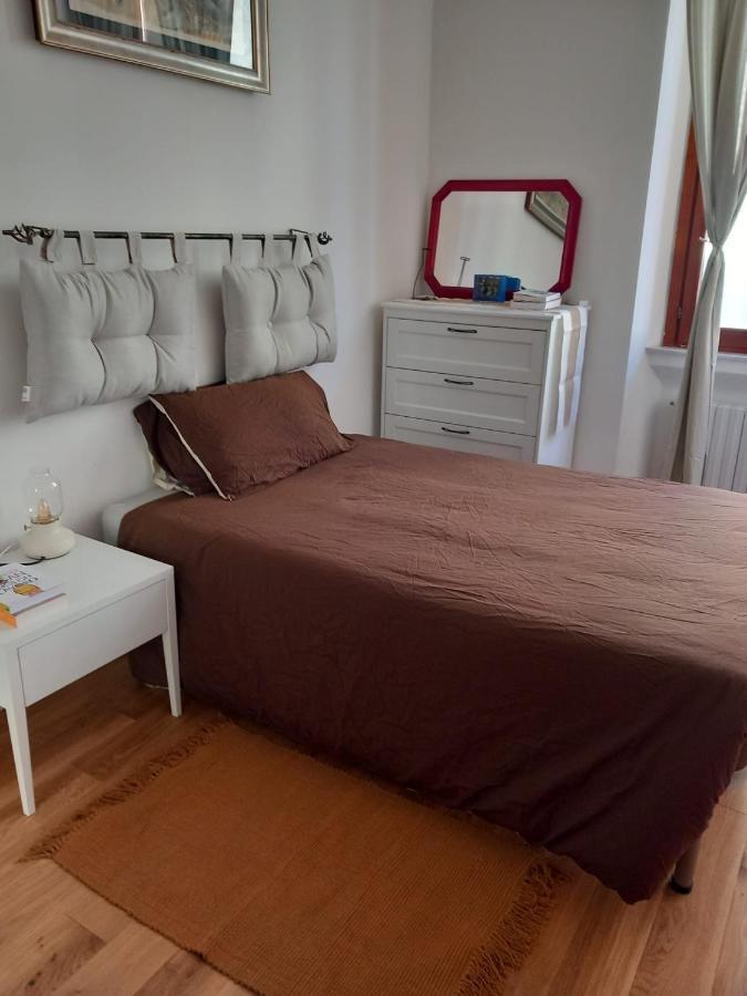 Gam Gam Isola Room Rent Milão Exterior foto